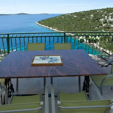 Apartment Wonderful Visinisce With Terrace And Sea Views *